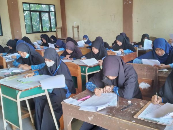 Penilaian Akhir Semester Ganjil 2021